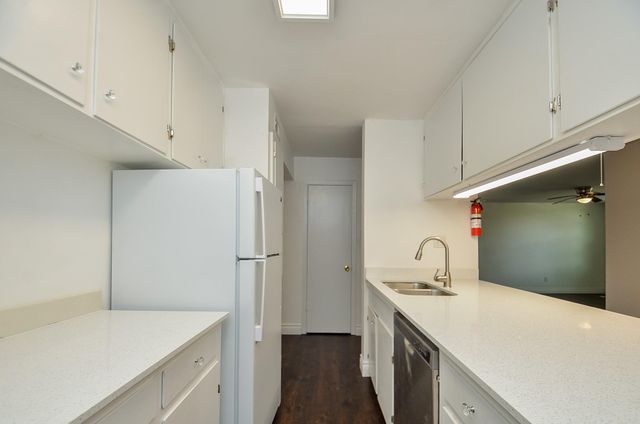 8810 Ilona Lane 4, Houston, TX 77025