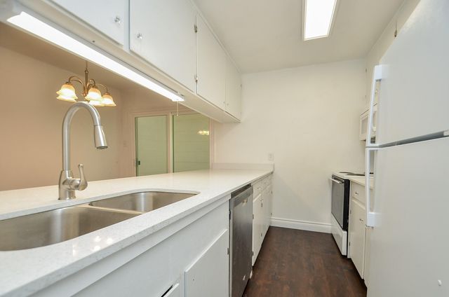 8810 Ilona Lane 4, Houston, TX 77025