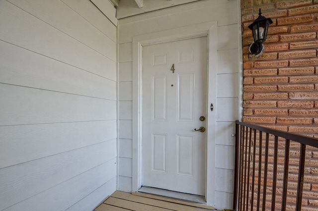 8810 Ilona Lane 4, Houston, TX 77025