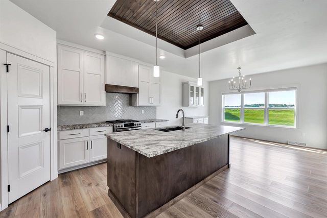 2157 FOX POINT CIRCLE, De Pere, WI 54115