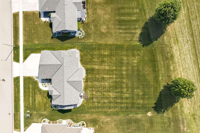 2157 FOX POINT CIRCLE, De Pere, WI 54115