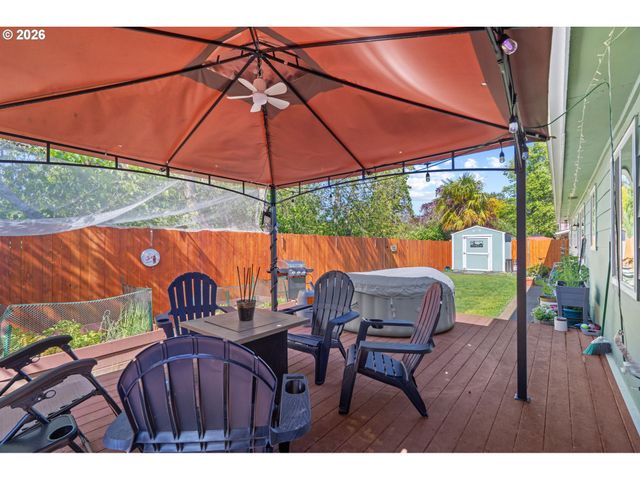 18385 Sw DIVISION St, Beaverton, OR 97078
