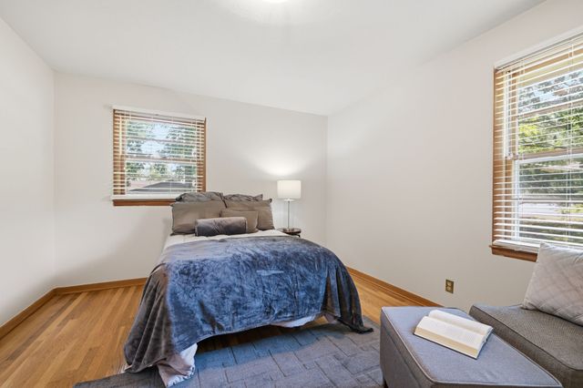 304 Cedarview Dr, Dickson, TN 37055