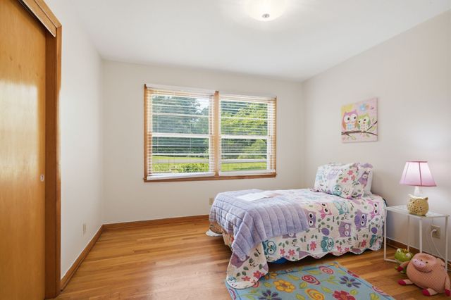 304 Cedarview Dr, Dickson, TN 37055