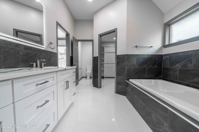 3166 Central Parkway, Southaven, MS 38672