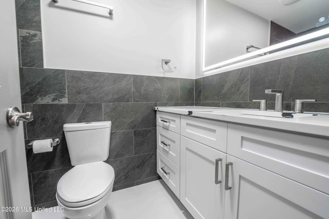 3166 Central Parkway, Southaven, MS 38672