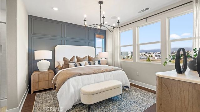 920 Chinon, Irvine, CA 92618