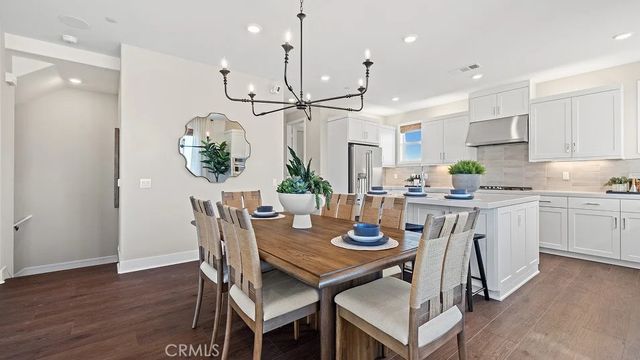 920 Chinon, Irvine, CA 92618