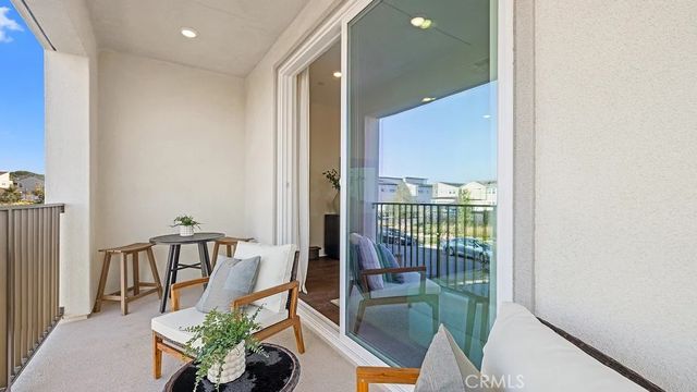 920 Chinon, Irvine, CA 92618