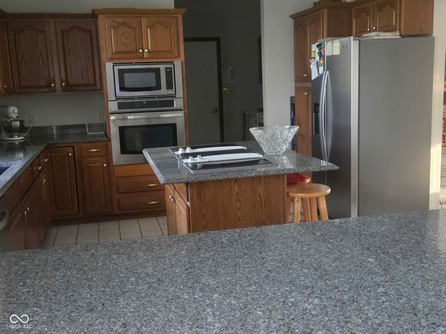 12680 E State Road 7, Elizabethtown, IN 47232