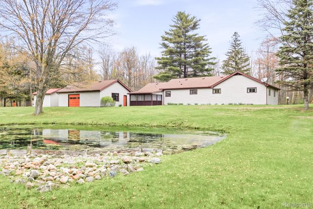 4602 Howard Road, Kimball Township, MI 48074