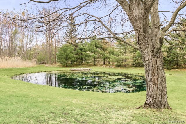 4602 Howard Road, Kimball Township, MI 48074