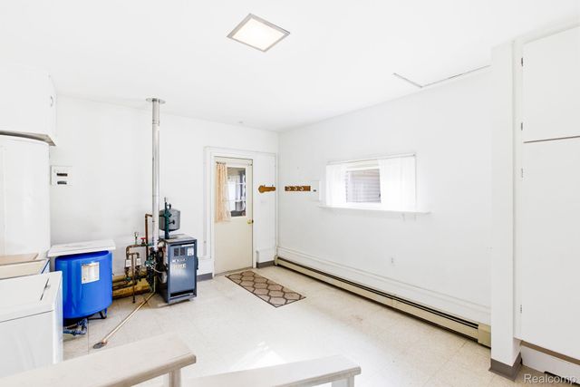 4602 Howard Road, Kimball Township, MI 48074