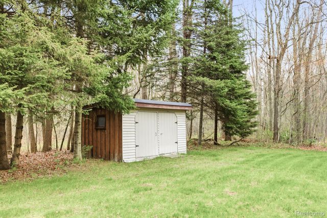 4602 Howard Road, Kimball Township, MI 48074