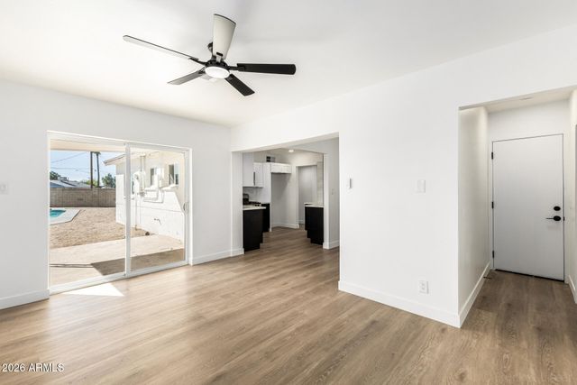 3321 E BELLEVIEW Street, Phoenix, AZ 85008