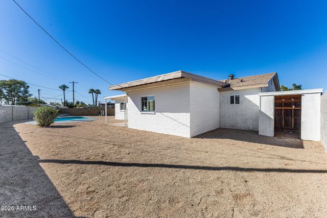 3321 E BELLEVIEW Street, Phoenix, AZ 85008