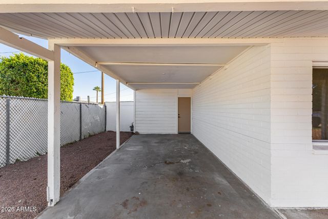 3321 E BELLEVIEW Street, Phoenix, AZ 85008