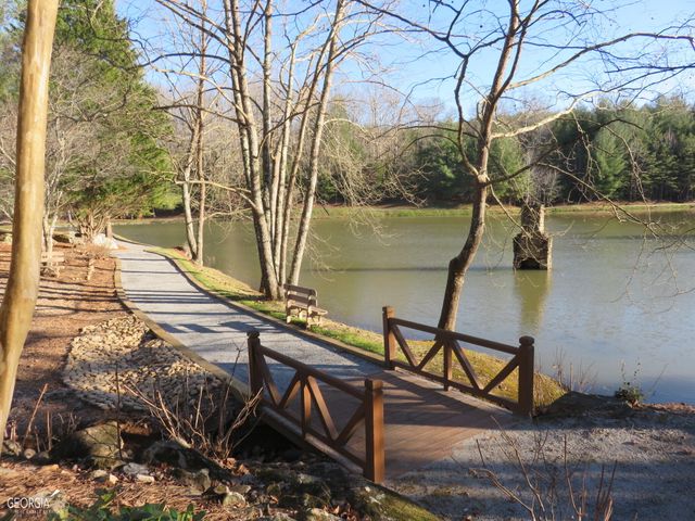 355 Stone Hearth Drive, Cleveland, GA 30528