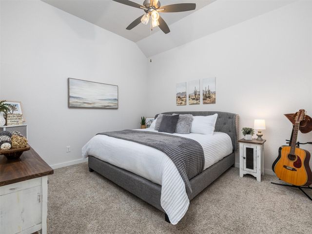 860 Whitetail DR, Round Rock, TX 78681