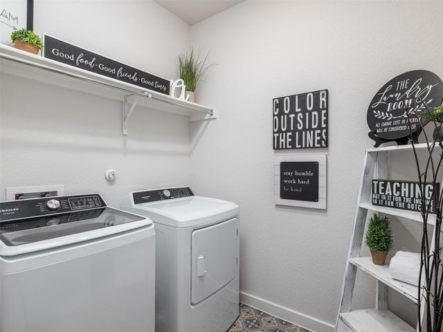 860 Whitetail DR, Round Rock, TX 78681