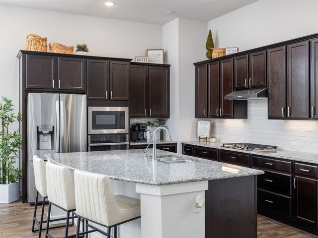 860 Whitetail DR, Round Rock, TX 78681