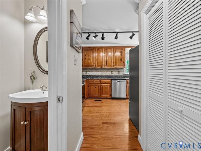2741 Ridgeview Rd, Powhatan, VA 23139