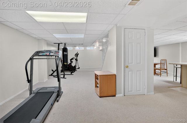 2795 Homewood Drive, Troy, MI 48098