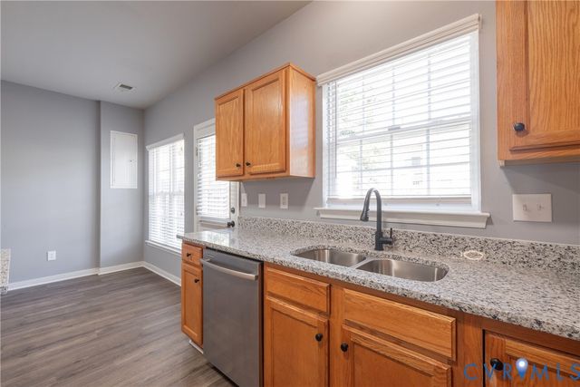2006 Mountain Gate Ln, Glen Allen, VA 23060