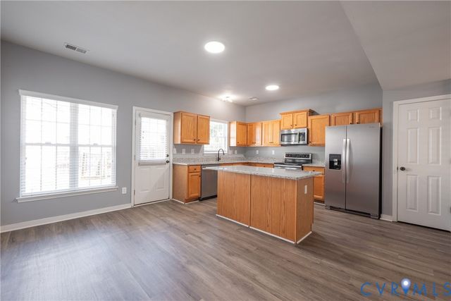 2006 Mountain Gate Ln, Glen Allen, VA 23060