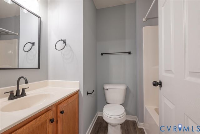 2006 Mountain Gate Ln, Glen Allen, VA 23060