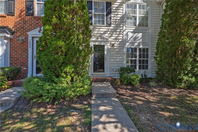 2006 Mountain Gate Ln, Glen Allen, VA 23060