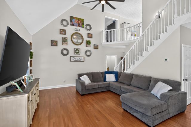 444 Oakley Avenue, Harrodsburg, KY 40330