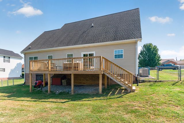 444 Oakley Avenue, Harrodsburg, KY 40330