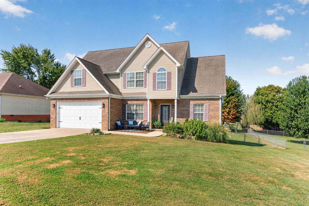 444 Oakley Avenue, Harrodsburg, KY 40330