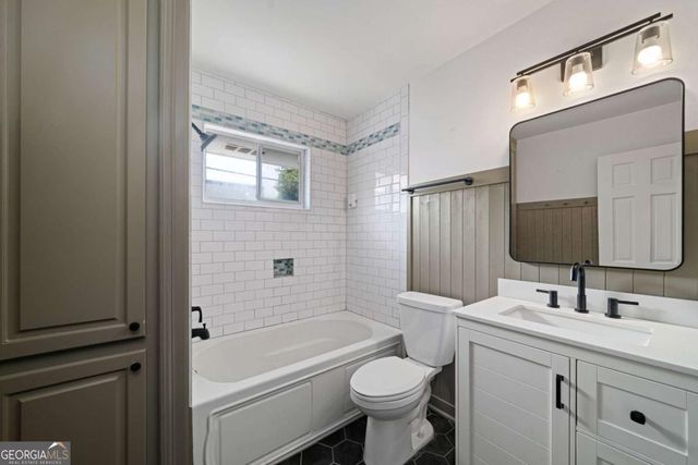 136 Peachtree Memorial Drive VA3, Atlanta, GA 30309