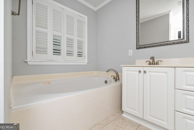 110 Orchard Crest Lane, Bonaire, GA 31005