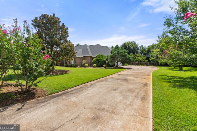 110 Orchard Crest Lane, Bonaire, GA 31005