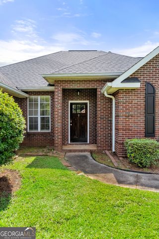 110 Orchard Crest Lane, Bonaire, GA 31005
