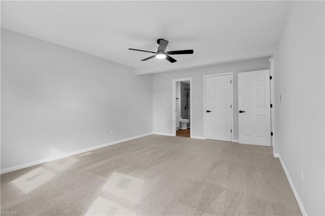 952 Red Oak CIR, Newport News, VA 23608