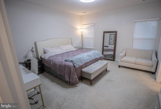 7821 COVE POINT DR, Manassas, VA 20109