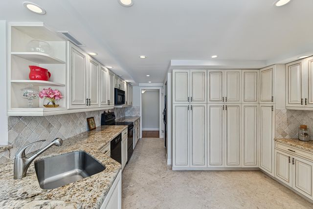 3500 Galt Ocean Drive 207, Fort Lauderdale, FL 33308