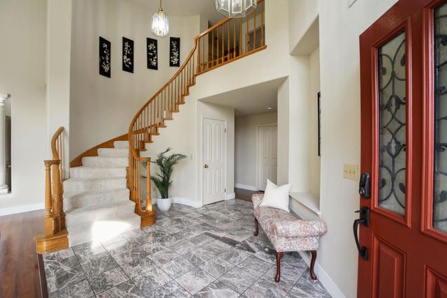 35100 King Court, Fremont, CA 94536