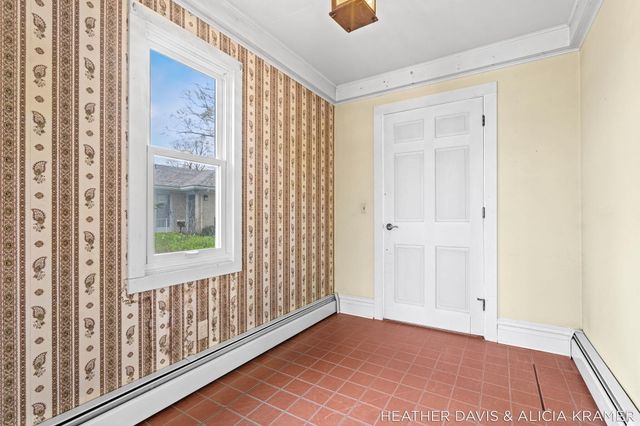 1755 South Shore Drive, Park Twp, MI 49423