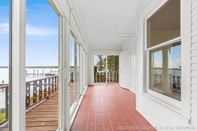 1755 South Shore Drive, Park Twp, MI 49423