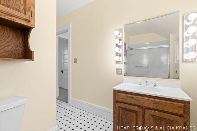 1755 South Shore Drive, Park Twp, MI 49423