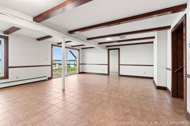 1755 South Shore Drive, Park Twp, MI 49423