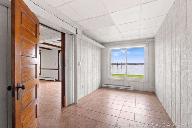 1755 South Shore Drive, Park Twp, MI 49423