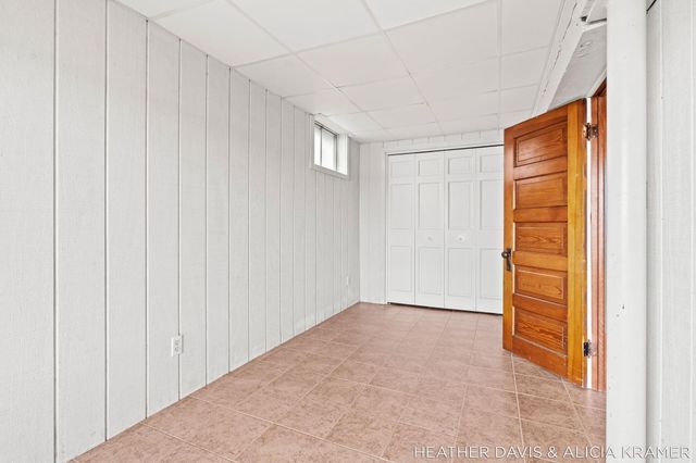 1755 South Shore Drive, Park Twp, MI 49423