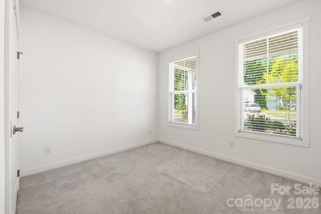 6018 Valehaven Place, Charlotte, NC 28269