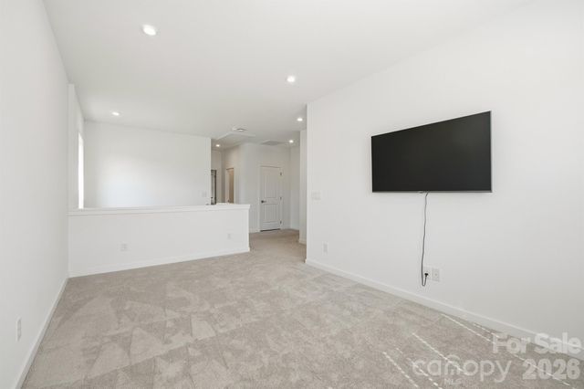 6018 Valehaven Place, Charlotte, NC 28269